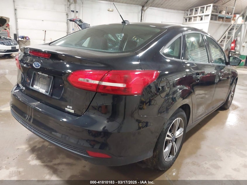 2017 FORD FOCUS VIN: 1FADP3FE4HL275856