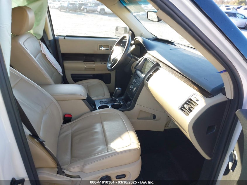 2017 FORD FLEX VIN: 2FMGK5C82HBA03124