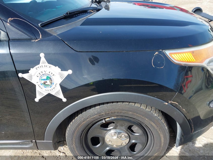 FORD POLICE INTERCEPTOR 2014 VIN 1FM5K8AR3EGC38351