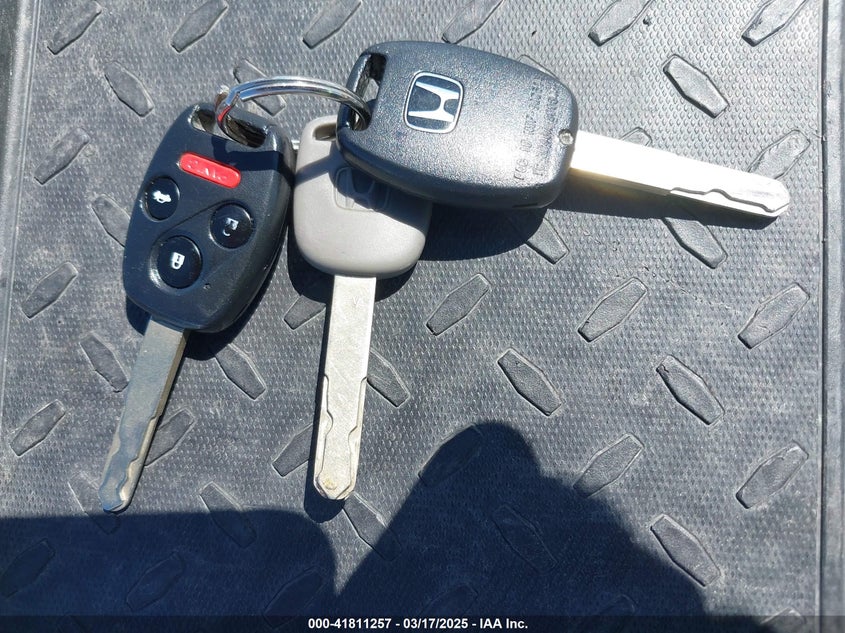 2007 HONDA CIVIC VIN: 1HGFA16877L084399