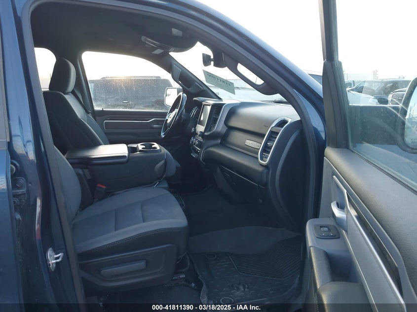 2022 RAM 1500 VIN: 1C6RREMT1NN261444
