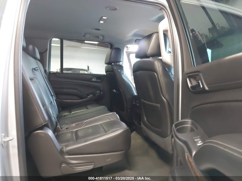 2015 CHEVROLET SUBURBAN 1500 LT - 1GNSKJKC6FR569561