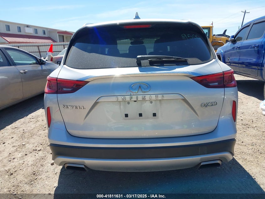 2019 INFINITI QX50 LUXE 3PCAJ5M19KF144488