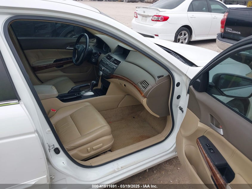 2009 HONDA ACCORD VIN: 1HGCP36889A016978
