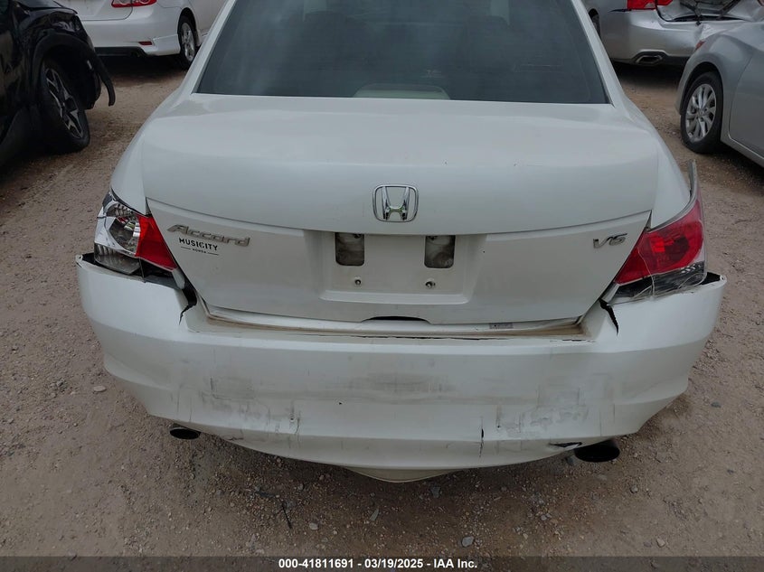 2009 HONDA ACCORD VIN: 1HGCP36889A016978