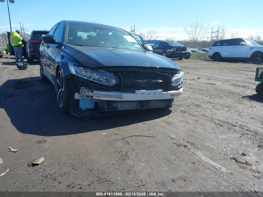 2019 HONDA ACCORD VIN: 1HGCV1F36KA142258