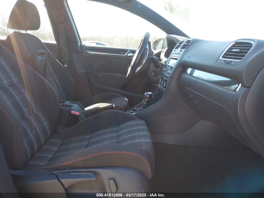 2012 VOLKSWAGEN GTI VIN: WVWHD7AJ3CW278674