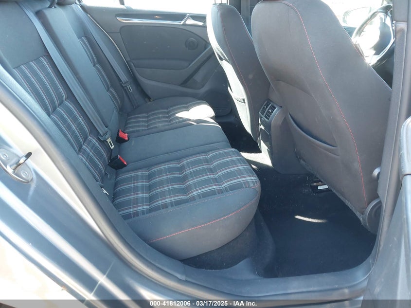 2012 VOLKSWAGEN GTI VIN: WVWHD7AJ3CW278674