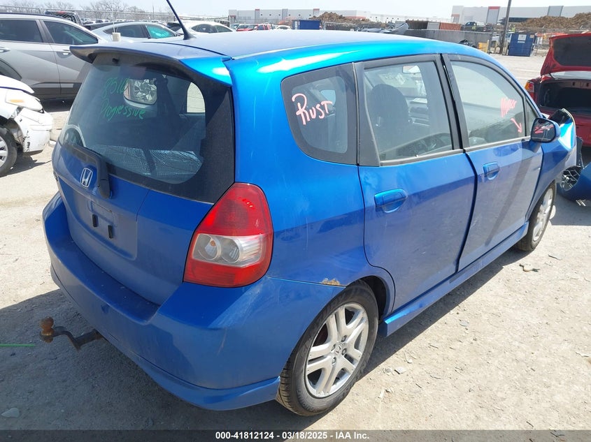 2008 HONDA FIT VIN: JHMGD37648S032690