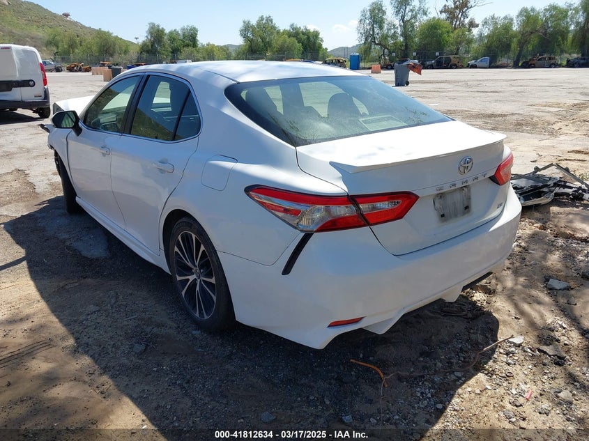 2018 TOYOTA CAMRY VIN: JTNB11HK2J3000269