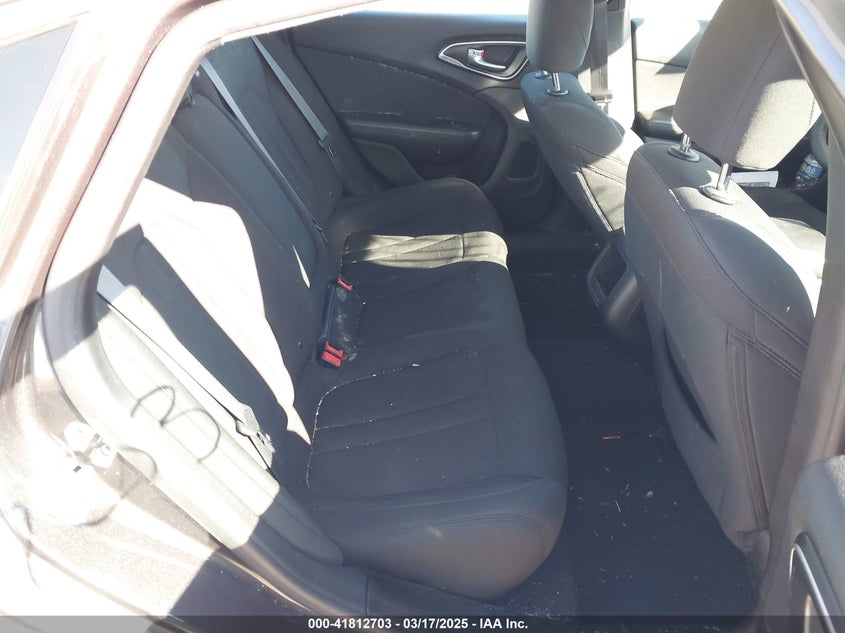 2016 CHRYSLER 200 VIN: 1C3CCCAB2GN171937