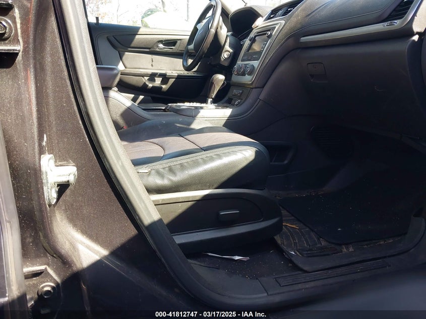 2016 GMC ACADIA SLE-2 - 1GKKRPKD8GJ242972