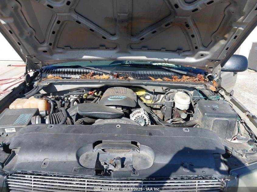 2004 Chevrolet Silverado 1500 Ls VIN: 2GCEC19V841218120 Lot: 41812918