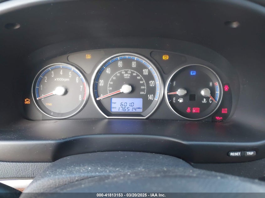 2009 HYUNDAI SANTA FE VIN: 5NMSH13E69H325943