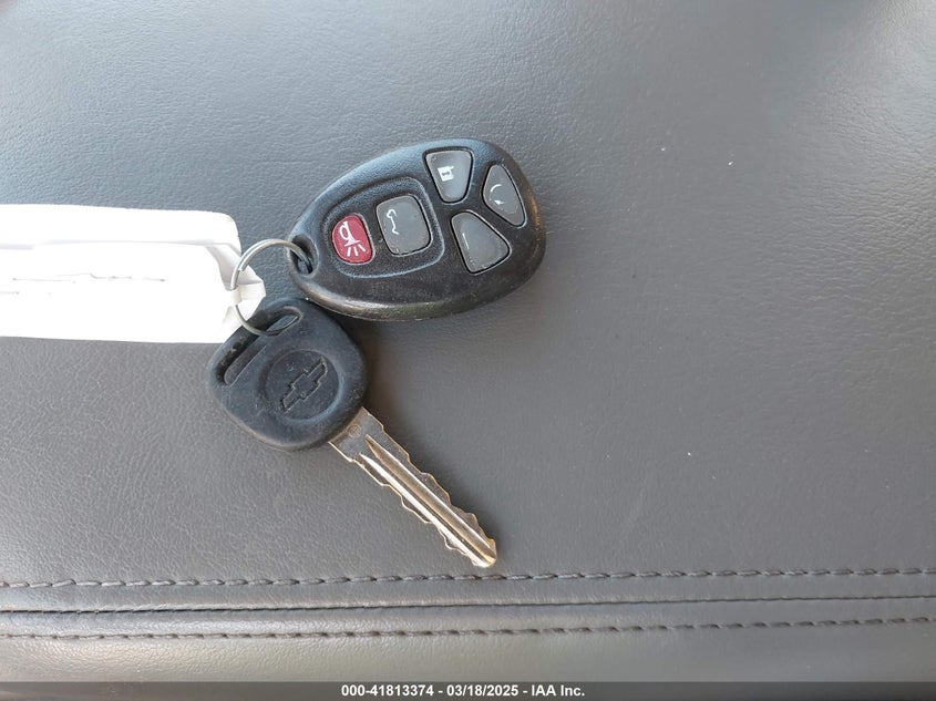 2010 Chevrolet Traverse Lt VIN: 1GNLVGED3AJ207729 Lot: 41813374