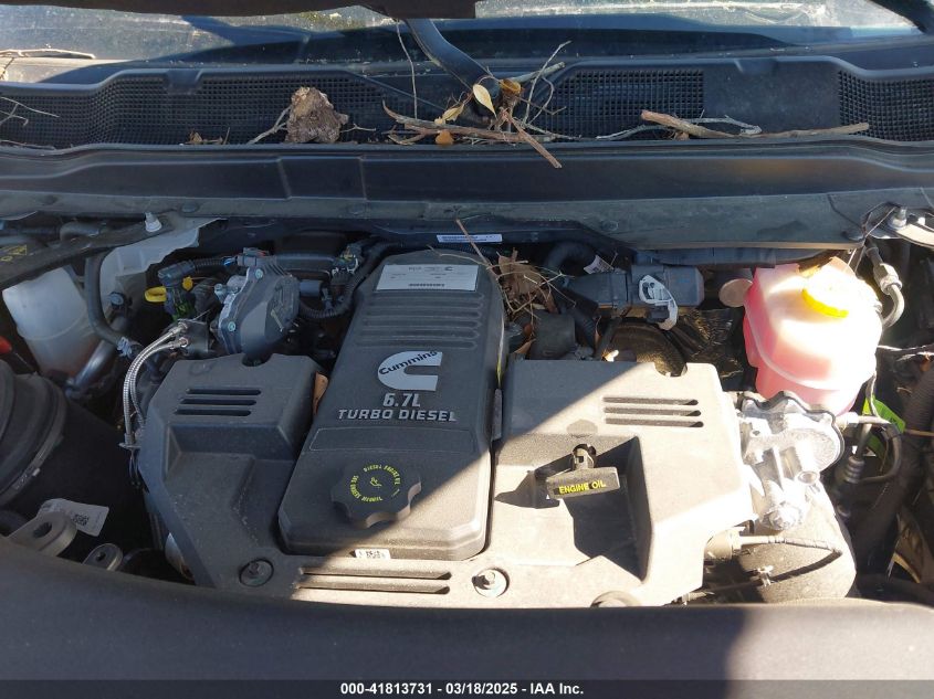 2019 Ram 3500 Laramie 4X4 8' Box VIN: 3C63R3JL4KG716015 Lot: 41813731