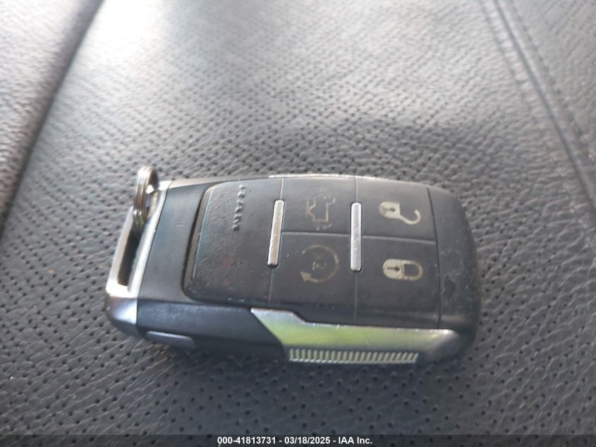 2019 Ram 3500 Laramie 4X4 8' Box VIN: 3C63R3JL4KG716015 Lot: 41813731