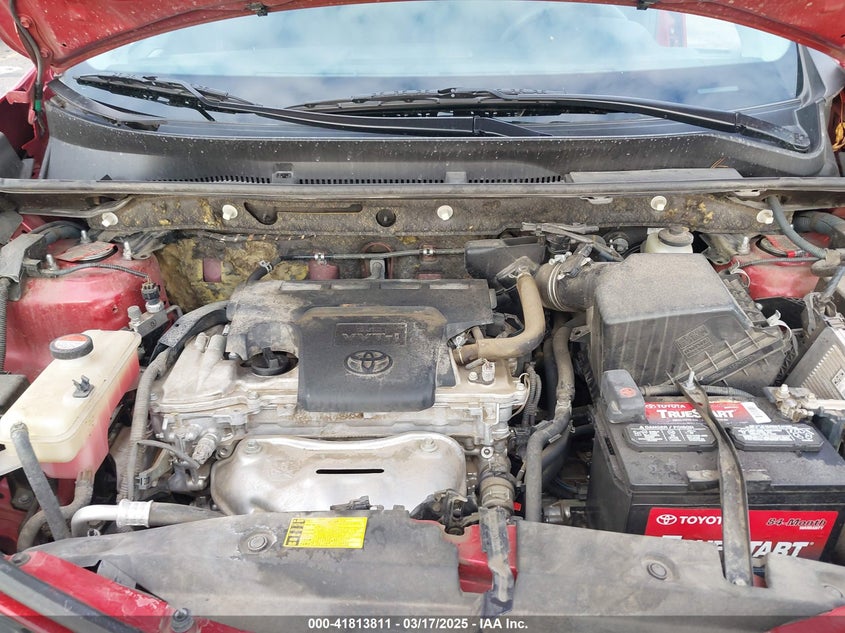 2014 TOYOTA RAV4 LE - JTMZFREV2EJ021870
