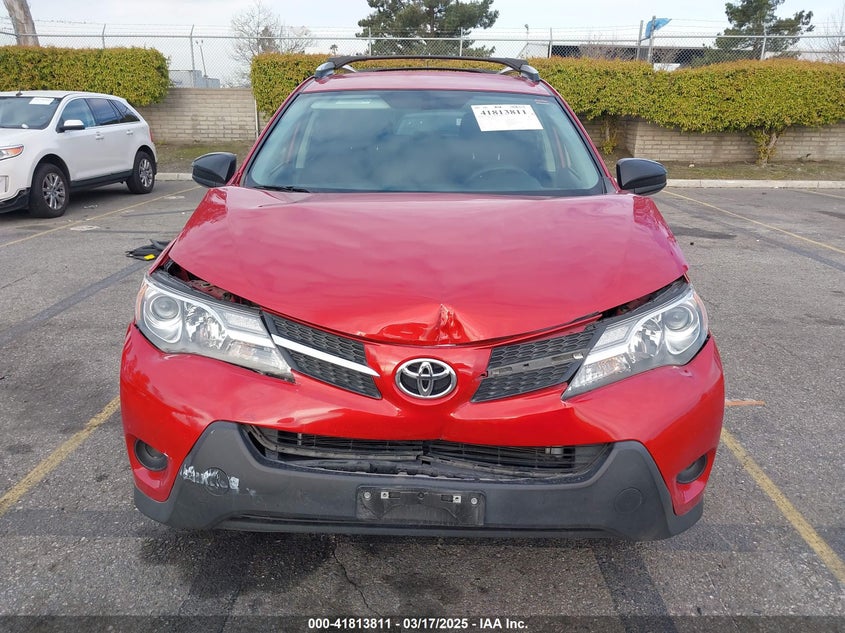 2014 TOYOTA RAV4 LE - JTMZFREV2EJ021870