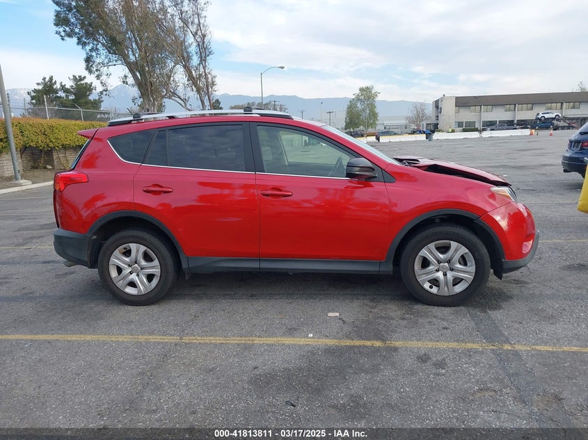 2014 TOYOTA RAV4 LE - JTMZFREV2EJ021870