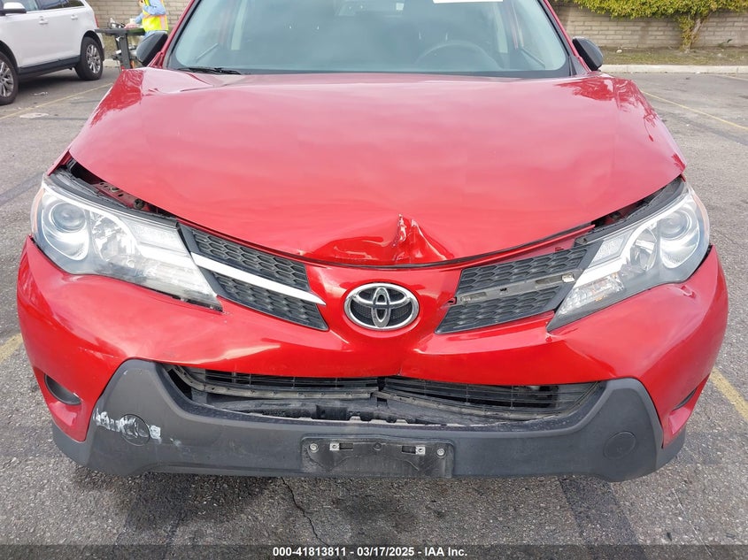 2014 TOYOTA RAV4 LE - JTMZFREV2EJ021870