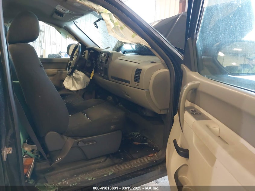 2012 CHEVROLET SILVERADO 1500 auction photo 5
