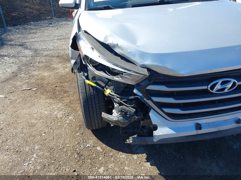 2017 HYUNDAI TUCSON SE - KM8J3CA48HU540372