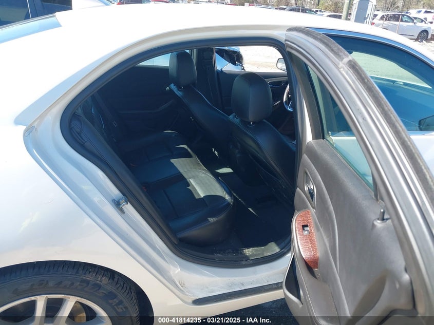 2013 CHEVROLET MALIBU VIN: 1G11F5RR6DF121922