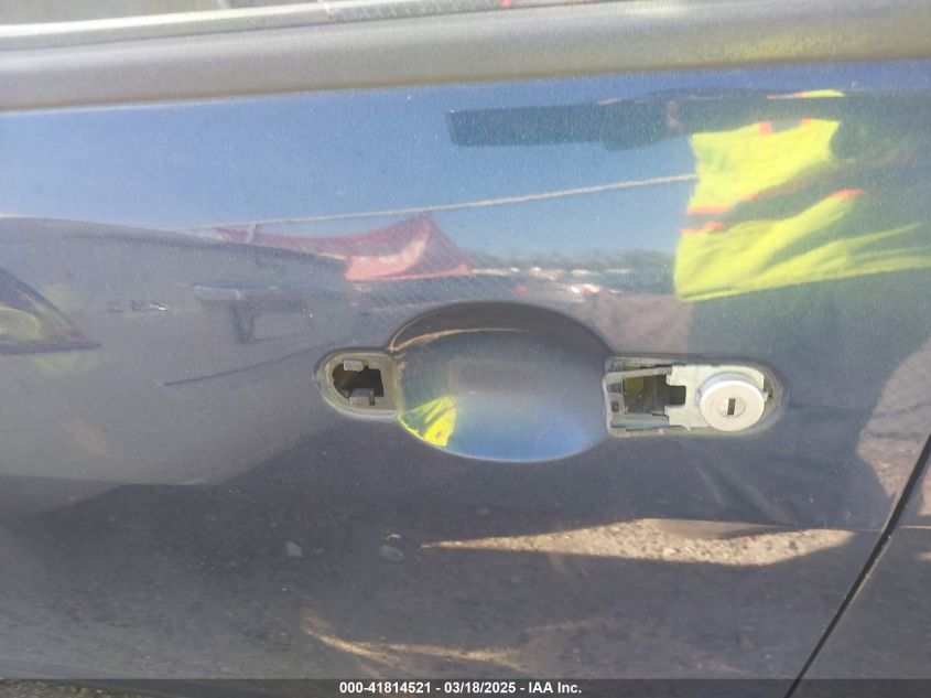 2010 Nissan Versa 1.8S VIN: 3N1BC1AP7AL412733 Lot: 41814521