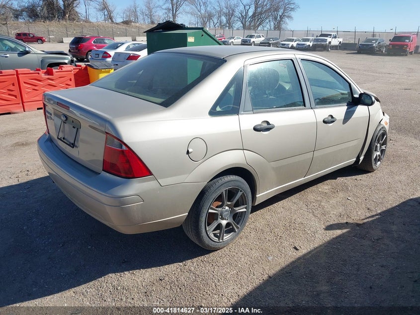 2007 FORD FOCUS VIN: 1FAFP34N47W298854