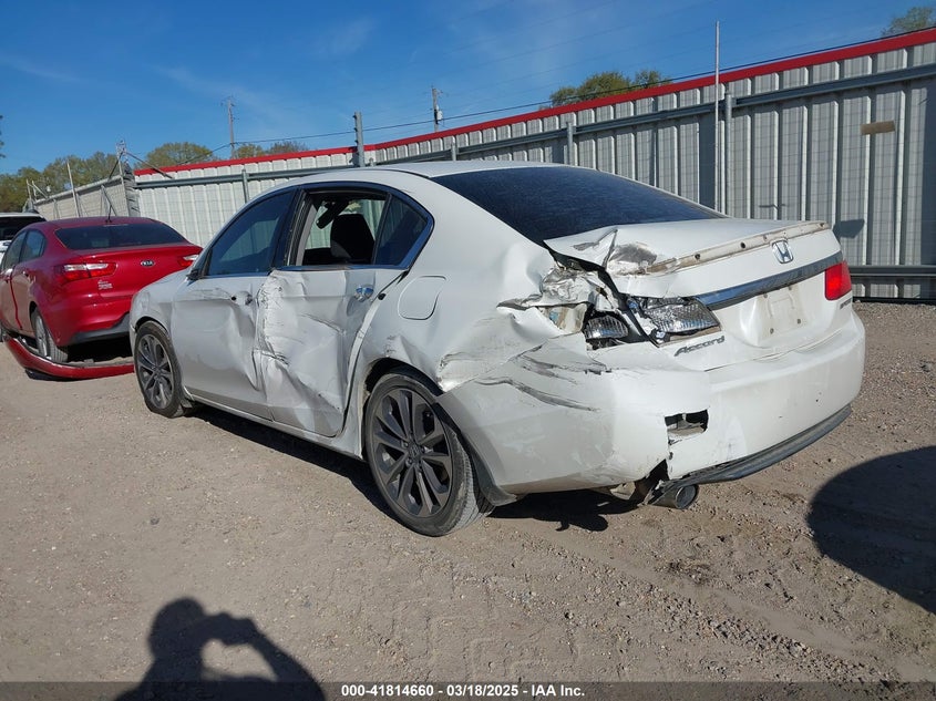 2015 HONDA ACCORD VIN: 1HGCR2F58FA043555