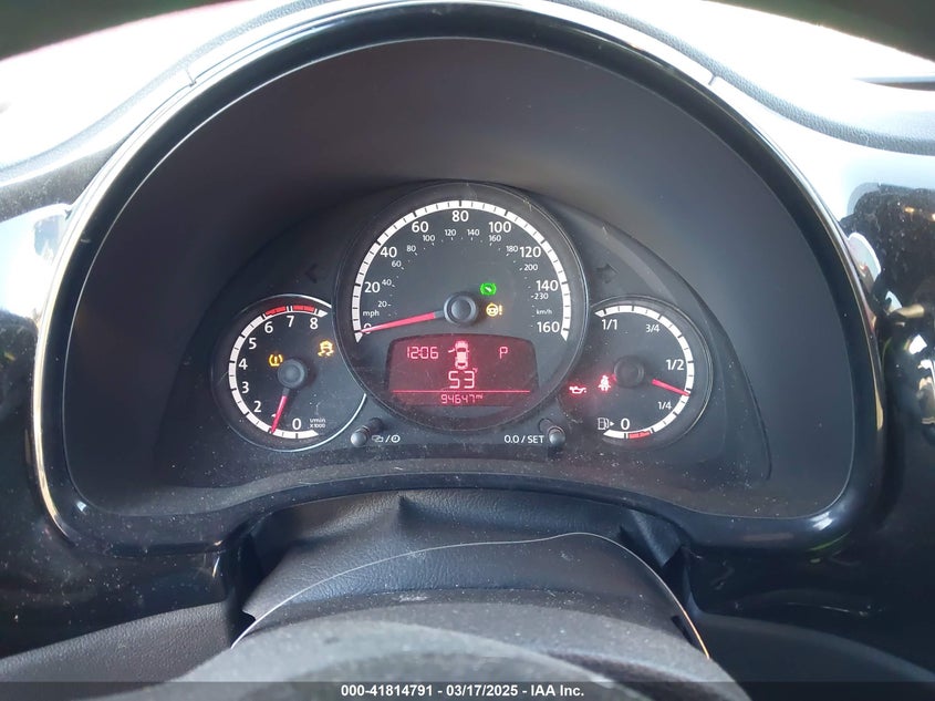 2015 VOLKSWAGEN BEETLE VIN: 3VWF17AT9FM627923