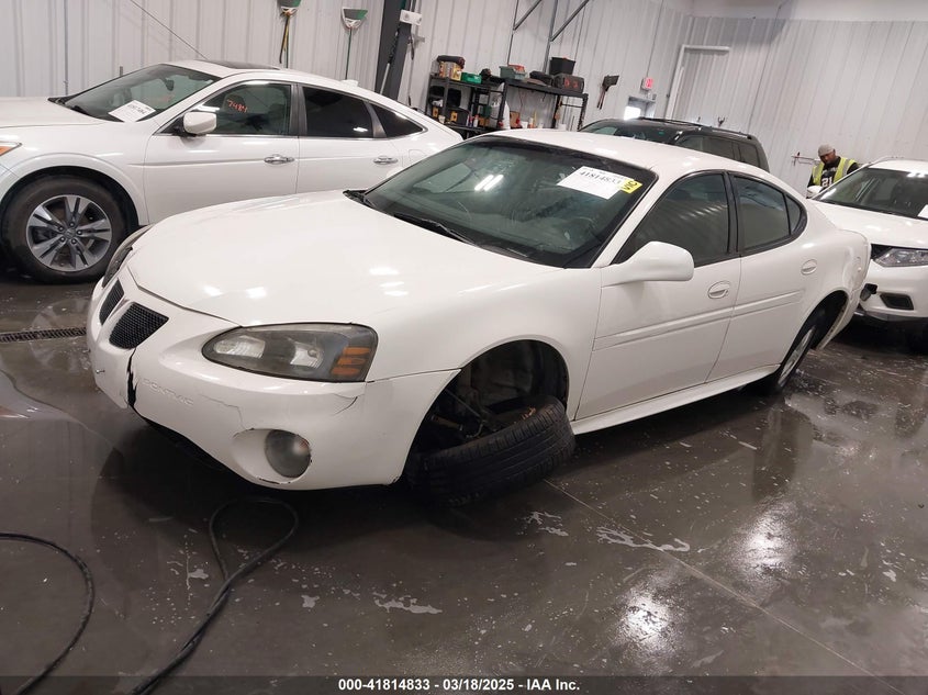 2008 PONTIAC GRAND PRIX VIN: 2G2WP552X81132815