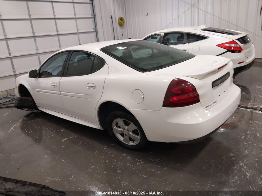 2008 PONTIAC GRAND PRIX VIN: 2G2WP552X81132815