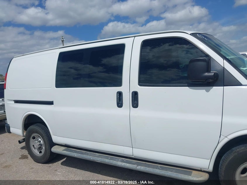 2018 CHEVROLET EXPRESS 2500 VIN: 1GCWGAFG8J1906084