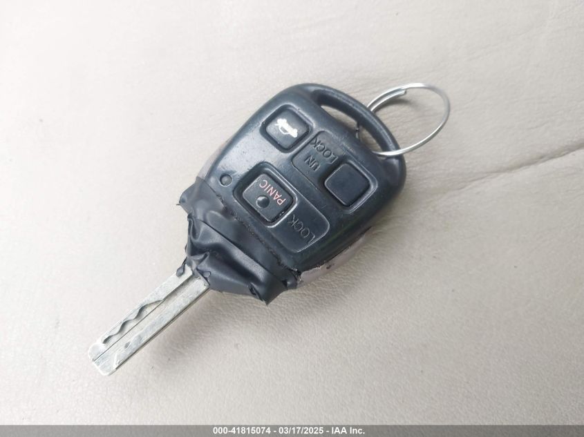 2004 Lexus Es 330 VIN: JTHBA30G645001729 Lot: 41815074