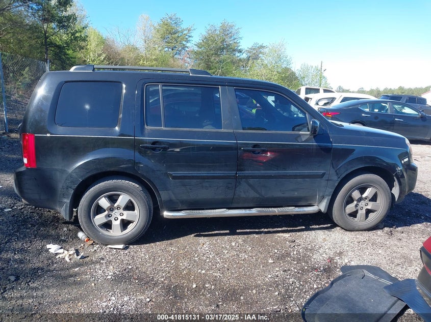 2011 HONDA PILOT VIN: 5FNYF3H52BB001948