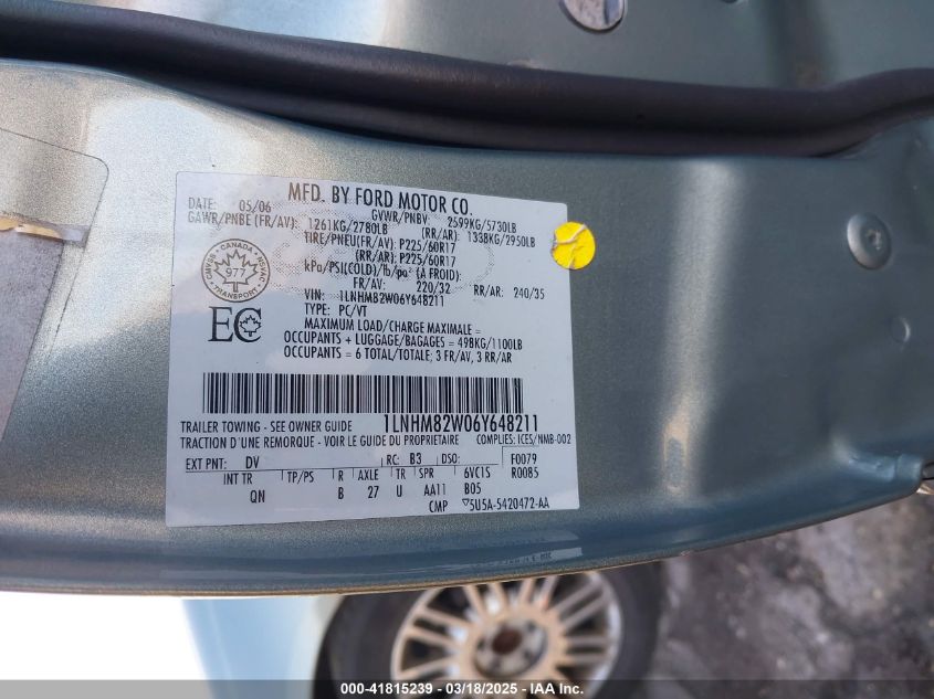 2006 Lincoln Town Car Signature Limited VIN: 1LNHM82W06Y648211 Lot: 41815239