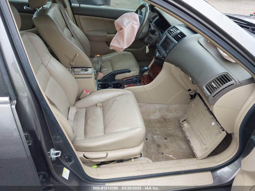 2006 HONDA ACCORD VIN: 1HGCM56746A169087