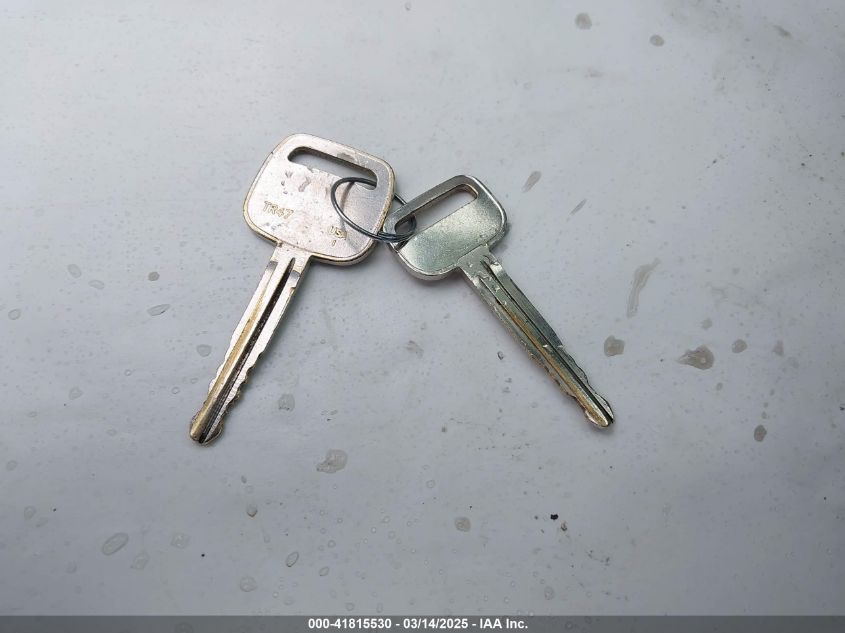 2004 Toyota Camry Le VIN: 4T1BE32K74U314846 Lot: 41815530