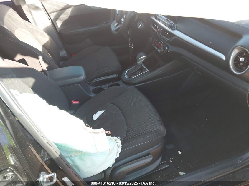 2019 KIA FORTE LXS - 3KPF24AD8KE133273