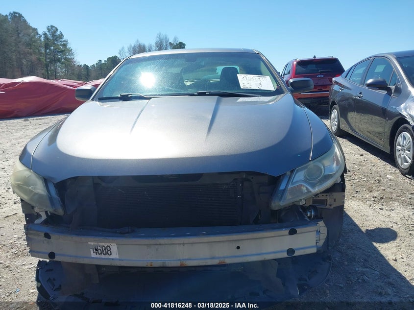 2011 FORD TAURUS VIN: 1FAHP2DW9BG187179
