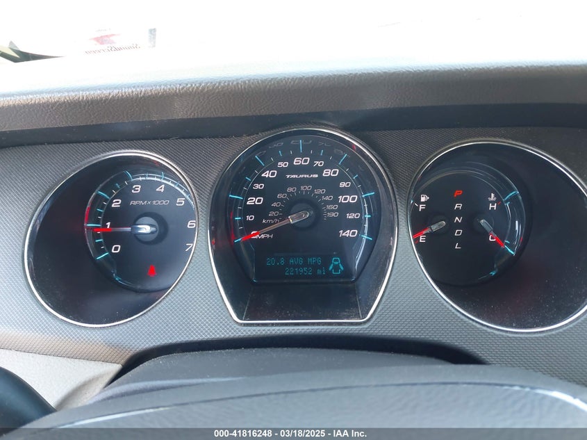 2011 FORD TAURUS VIN: 1FAHP2DW9BG187179