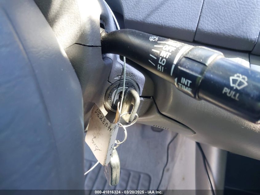 2004 Toyota Camry Le VIN: 4T1BE32K64U870310 Lot: 41816324