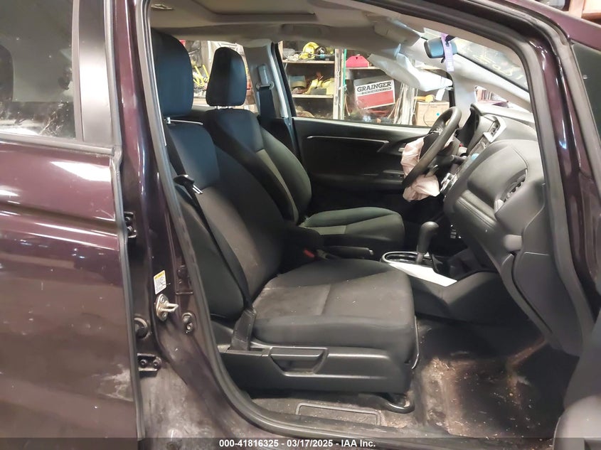 2015 HONDA FIT VIN: 3HGGK5H86FM753944