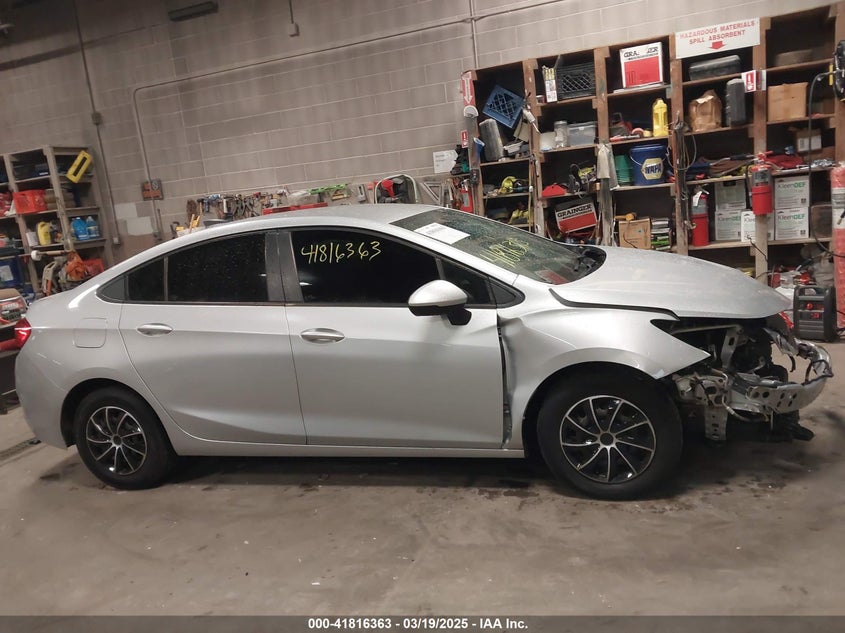 2018 CHEVROLET CRUZE VIN: 1G1BC5SM5J7228803