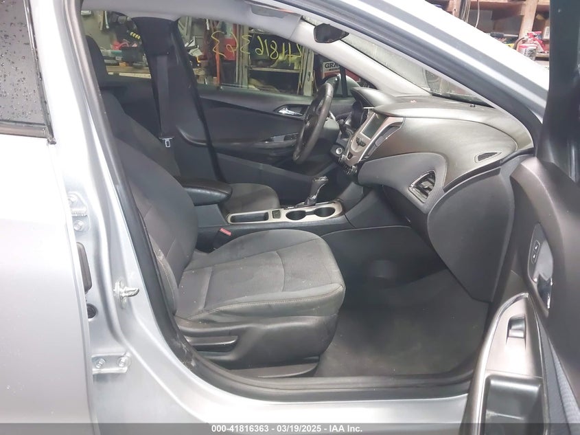 2018 CHEVROLET CRUZE VIN: 1G1BC5SM5J7228803