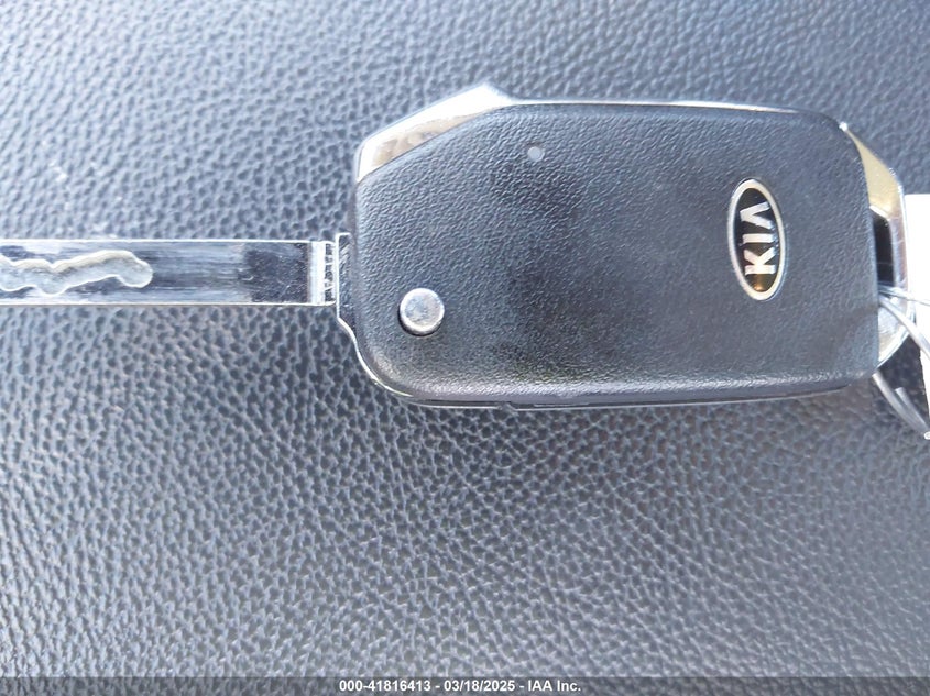 2021 KIA FORTE VIN: 3KPF24AD1ME326593