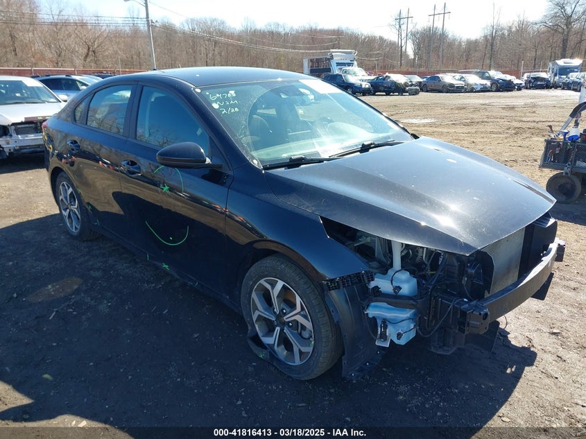 2021 KIA FORTE VIN: 3KPF24AD1ME326593