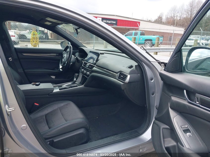 2020 HONDA ACCORD VIN: 1HGCV1F38LA125530